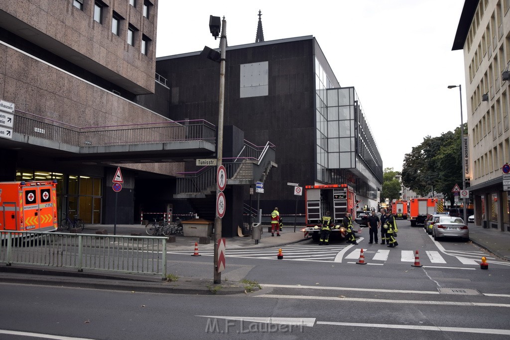 Feuer 2 WDR Koeln Altstadt Nord An der Rechtschule P049.JPG - Miklos Laubert